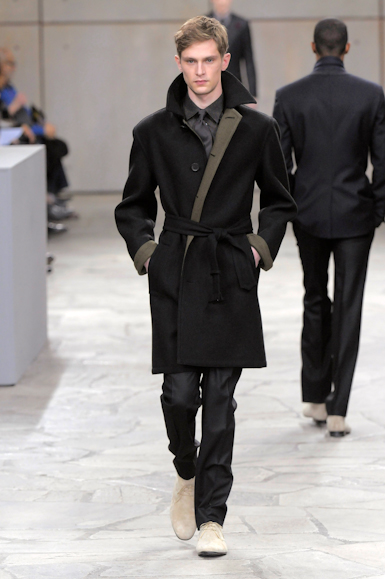 desfiles-hermes-parisinverno2009menrtw-105