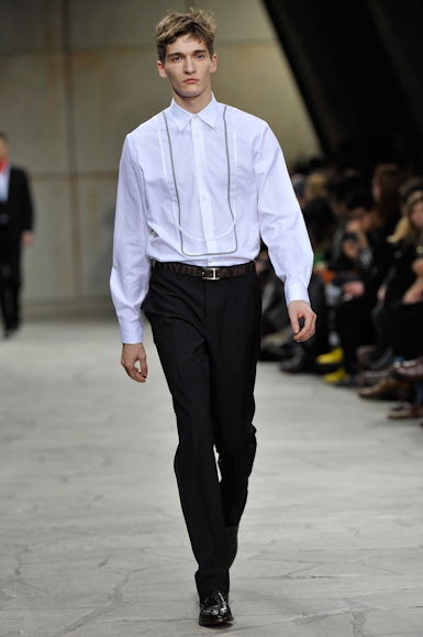desfiles-hermes-parisinverno2009menrtw-145