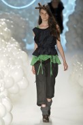 2flo_i09_028