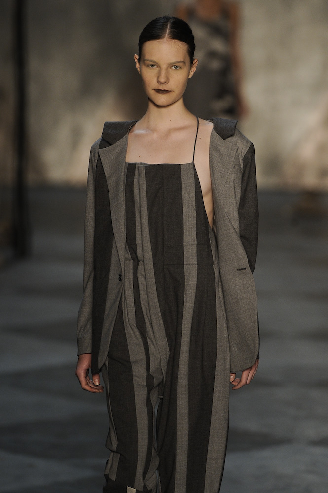 mbon_i09_019