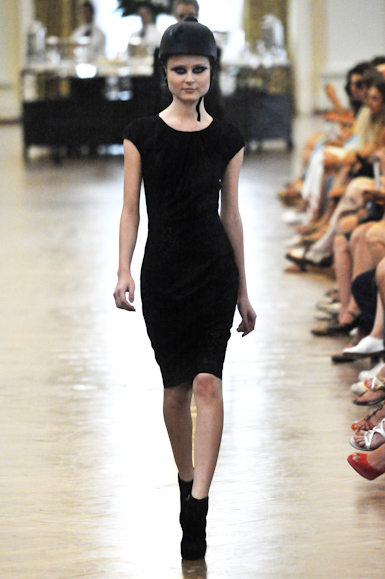 pav_fw10_009