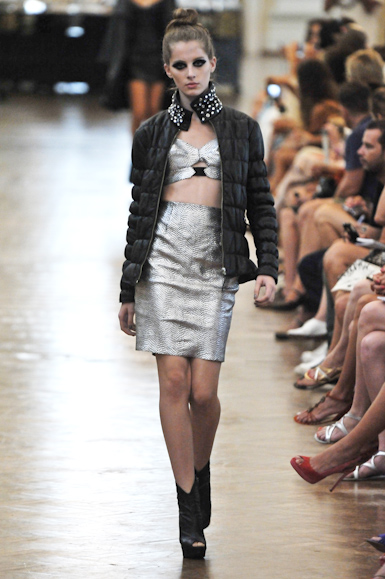 pav_fw10_011