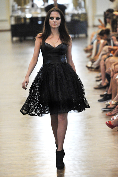 pav_fw10_018