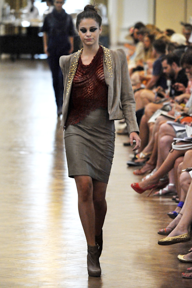 pav_fw10_023