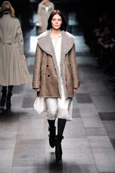 desfiles-burberry-milaoinverno2009rtw-107