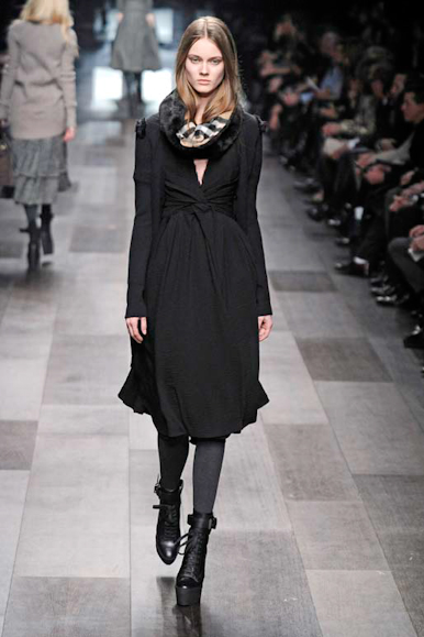 desfiles-burberry-milaoinverno2009rtw-110