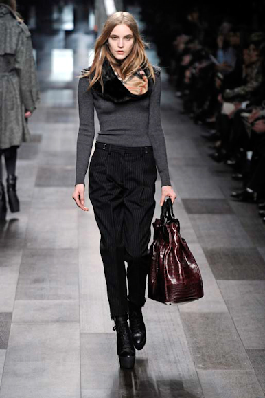 desfiles-burberry-milaoinverno2009rtw-117