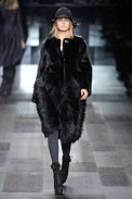 desfiles-burberry-milaoinverno2009rtw-125
