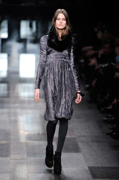 desfiles-burberry-milaoinverno2009rtw-133