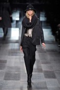 desfiles-burberry-milaoinverno2009rtw-142