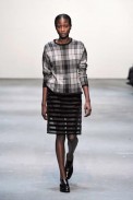 desfiles-ckane-londresinverno2009rtw-102
