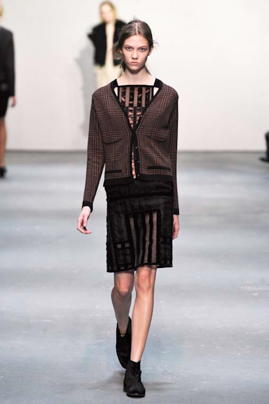 desfiles-ckane-londresinverno2009rtw-106