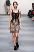 desfiles-ckane-londresinverno2009rtw-110