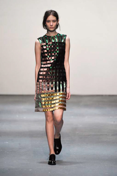desfiles-ckane-londresinverno2009rtw-120
