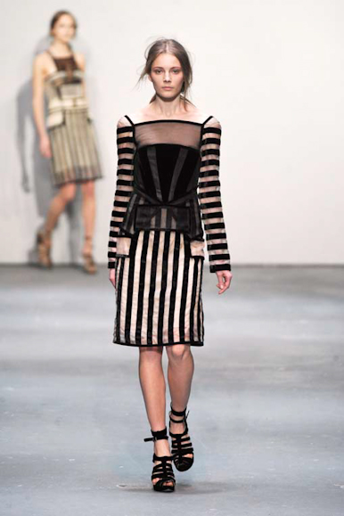 desfiles-ckane-londresinverno2009rtw-126