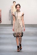 desfiles-ckane-londresinverno2009rtw-131