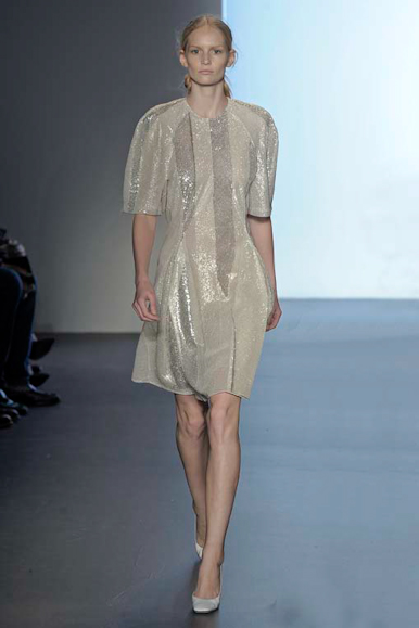 desfile-calvinklein-nyverao2009rtw-126
