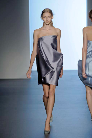 desfile-calvinklein-nyverao2009rtw-136