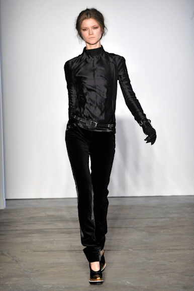desfiles-proenzaschouler-nyinverno2009rtw-120