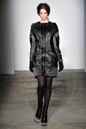 desfiles-proenzaschouler-nyinverno2009rtw-124