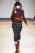 desfiles-marcbymarc-nyinverno2009rtw-122