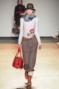 desfiles-marcbymarc-nyinverno2009rtw-126