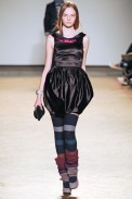 desfiles-marcbymarc-nyinverno2009rtw-157
