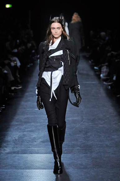desfiles-anndemeulemeester-parisinverno2011rtw-106