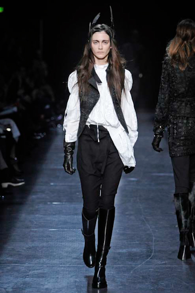 desfiles-anndemeulemeester-parisinverno2011rtw-107