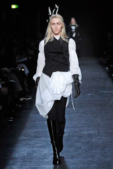 desfiles-anndemeulemeester-parisinverno2011rtw-111