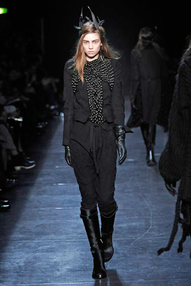 desfiles-anndemeulemeester-parisinverno2011rtw-124