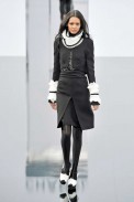 desfiles-chanel-parisinverno2011rtw-104