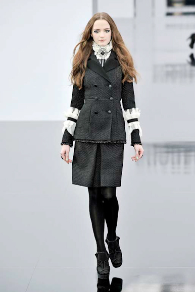 desfiles-chanel-parisinverno2011rtw-105