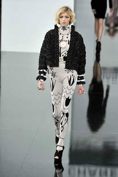 desfiles-chanel-parisinverno2011rtw-136