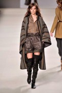 desfiles-chloe-parisinverno2011rtw-103