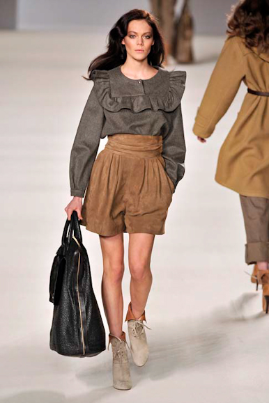 desfiles-chloe-parisinverno2011rtw-106