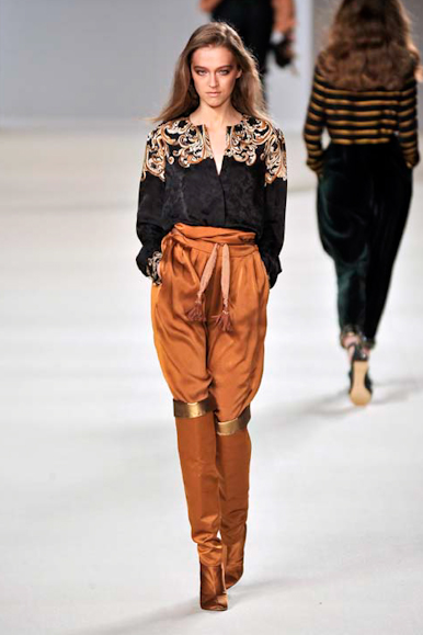 desfiles-chloe-parisinverno2011rtw-116