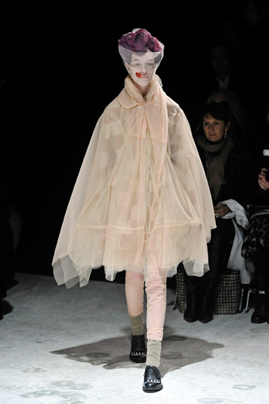 desfiles-commedesgarcons-parisinverno2011rtw-100