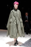 desfiles-commedesgarcons-parisinverno2011rtw-105