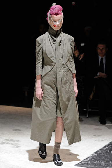 desfiles-commedesgarcons-parisinverno2011rtw-109