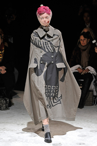 desfiles-commedesgarcons-parisinverno2011rtw-110