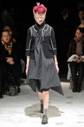 desfiles-commedesgarcons-parisinverno2011rtw-124