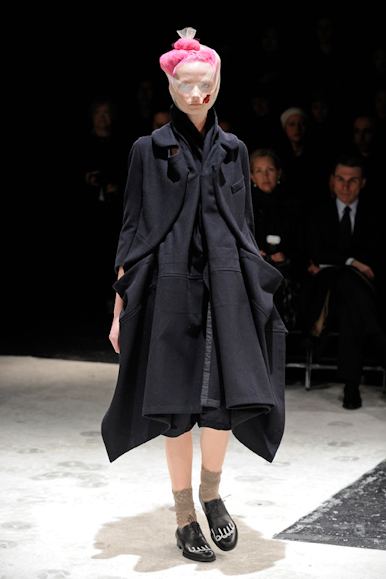 desfiles-commedesgarcons-parisinverno2011rtw-130