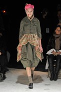 desfiles-commedesgarcons-parisinverno2011rtw-133