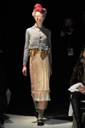 desfiles-commedesgarcons-parisinverno2011rtw-139