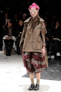 desfiles-commedesgarcons-parisinverno2011rtw-143