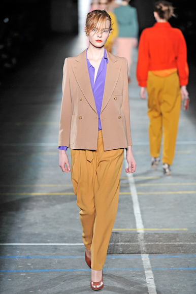 desfiles-dvn-parisinverno2009rtw-108