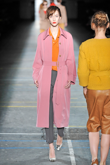 desfiles-dvn-parisinverno2009rtw-110