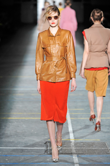 desfiles-dvn-parisinverno2009rtw-112