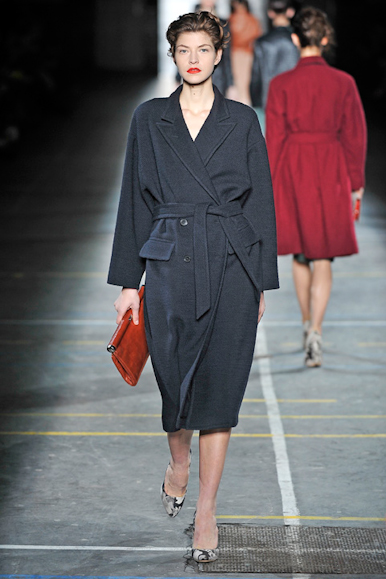 desfiles-dvn-parisinverno2009rtw-124